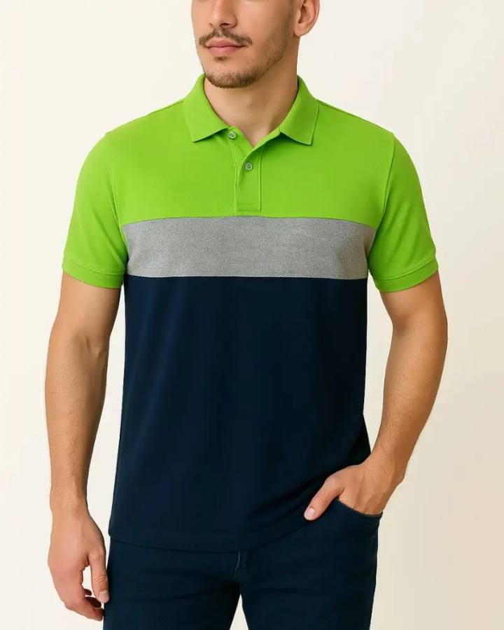 Camisa Polo Listrada em Malha Piquet