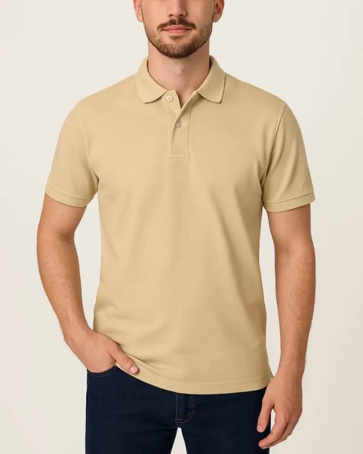 Camisa Polo Masculina Básica em Piquet
